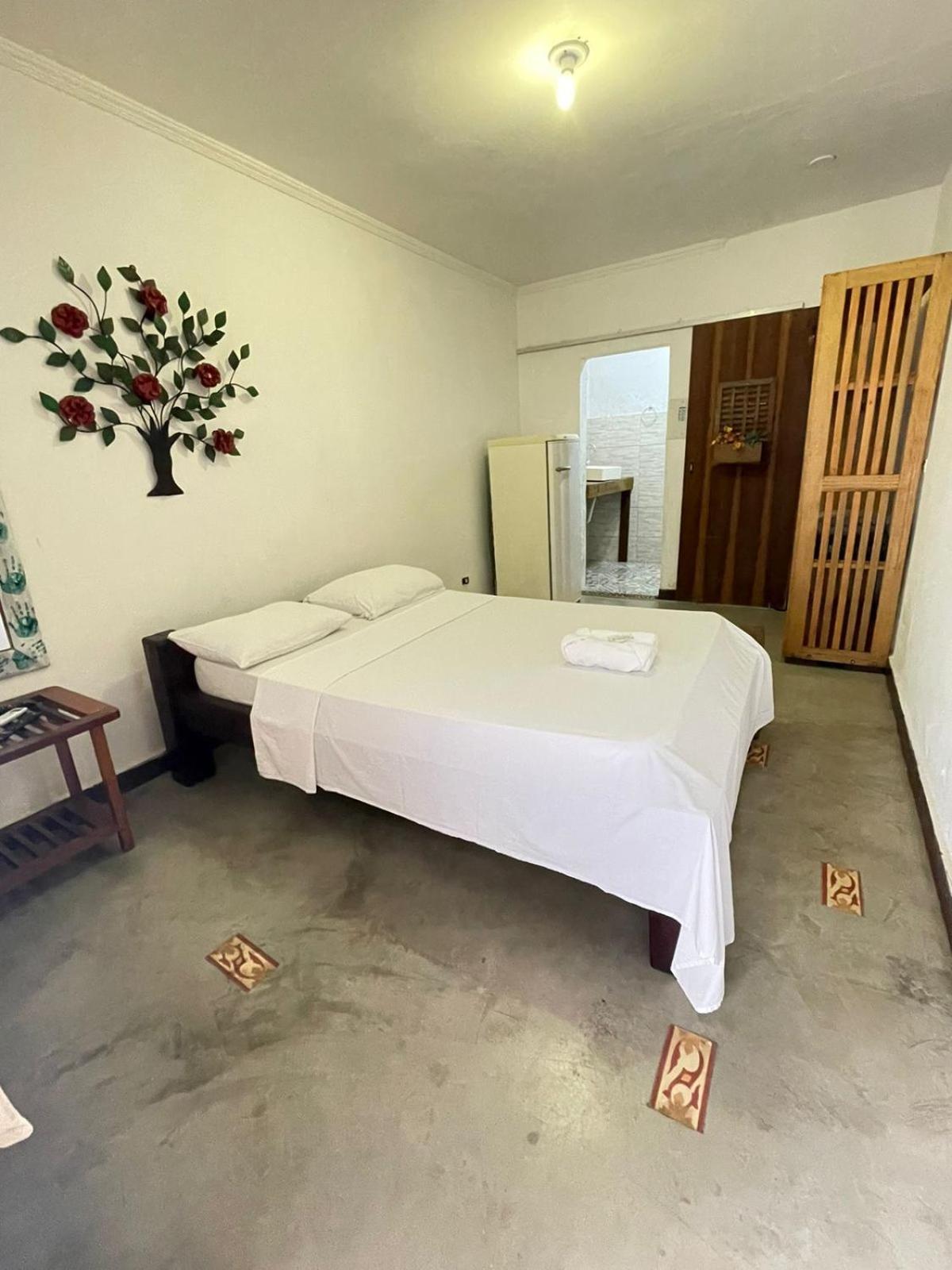 Coruja Maresias - Pousada Com Piscina, Ar Condicionado E Enxoval A 680M Da Praia Extérieur photo