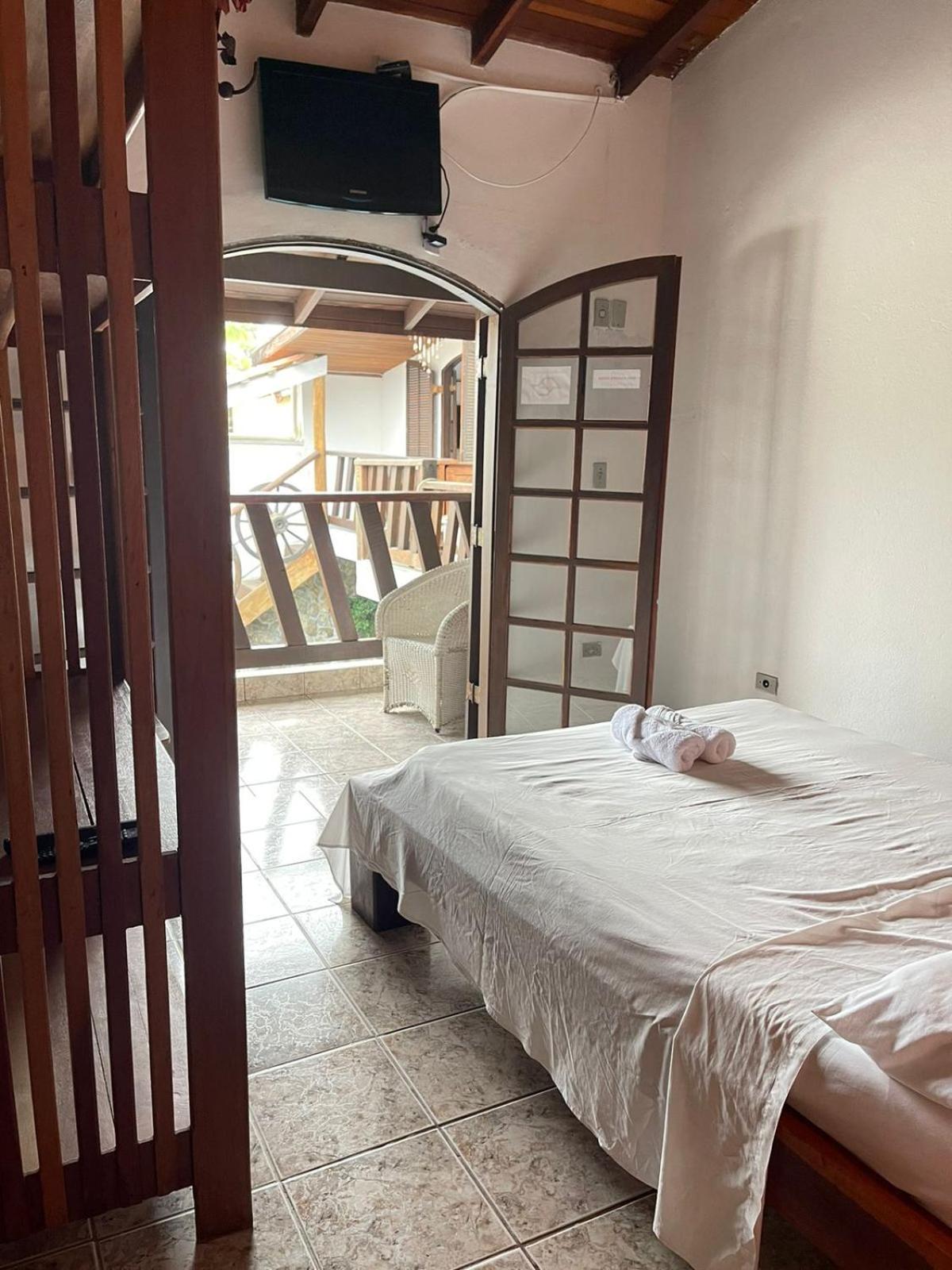 Coruja Maresias - Pousada Com Piscina, Ar Condicionado E Enxoval A 680M Da Praia Extérieur photo